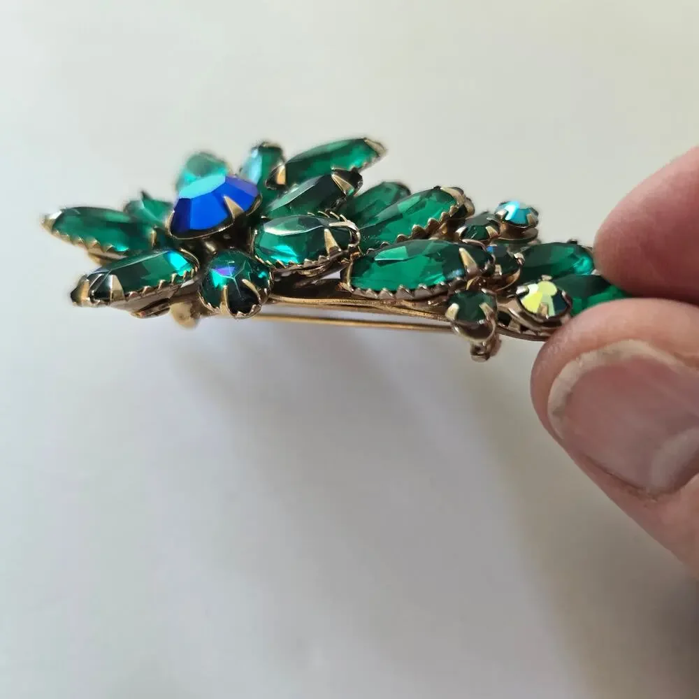 Vintage Brooch Emerald Green Aurora Borealis Rhinestone Floral Mid Century Glam